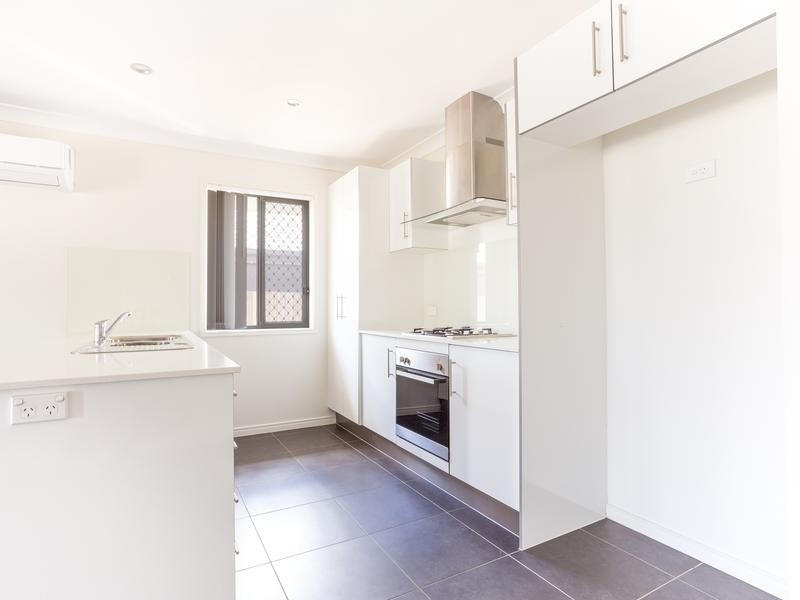 5 Southland Street, Leichhardt QLD 4305