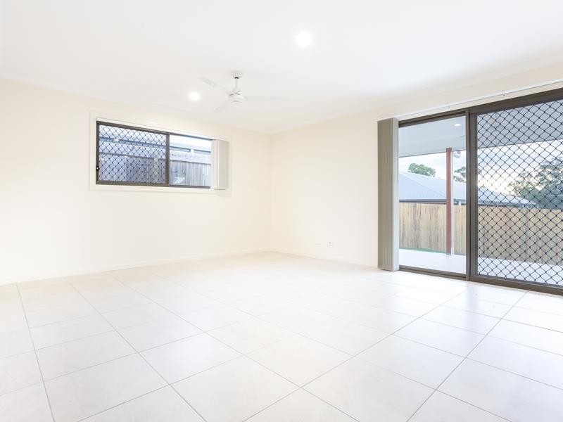 39 Malachite Drive, Logan Reserve QLD 4133