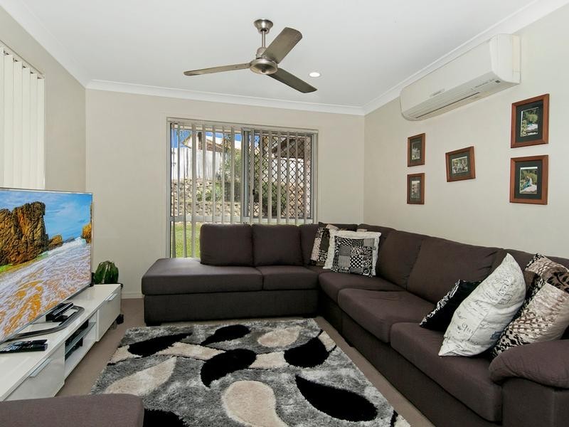 6 Alvine Drive, Eagleby QLD 4207