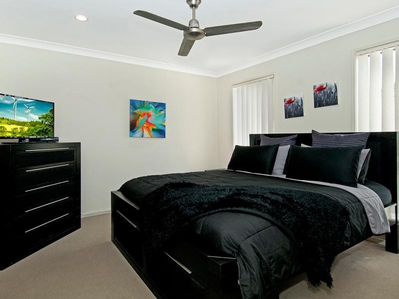 6 Alvine Drive, Eagleby QLD 4207
