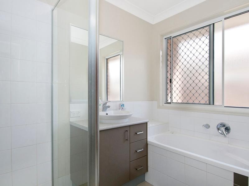 6 Alvine Drive, Eagleby QLD 4207