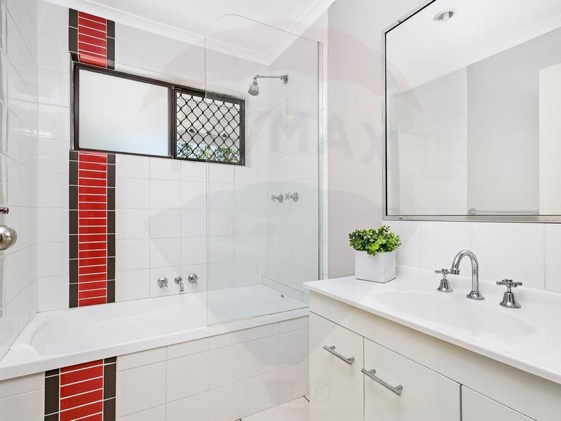 50 Yarabah Crescent, Shailer Park QLD 4128