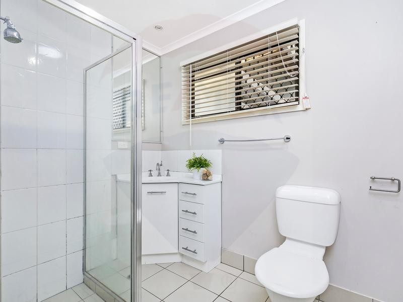 50 Yarabah Crescent, Shailer Park QLD 4128