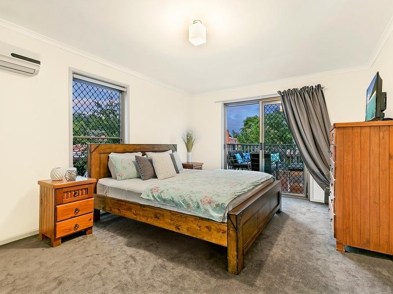 47 Jilbard Drive, Springwood QLD 4127