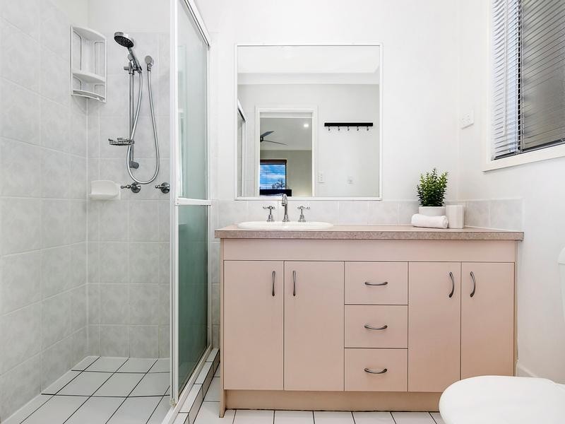 10 Seria Street, Tanah Merah QLD 4128