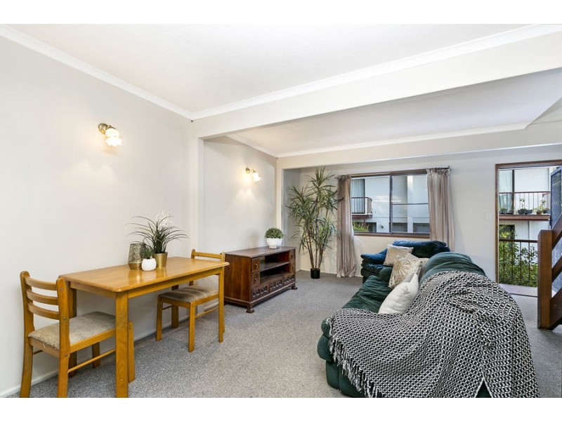 12/155 John Paul Drive, Springwood QLD 4127