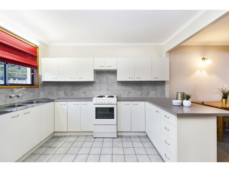 12/155 John Paul Drive, Springwood QLD 4127