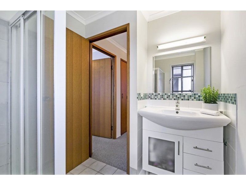 12/155 John Paul Drive, Springwood QLD 4127