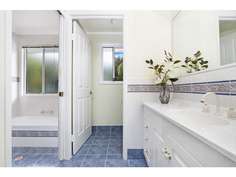 98-100 Boxer Avenue, Shailer Park QLD 4128