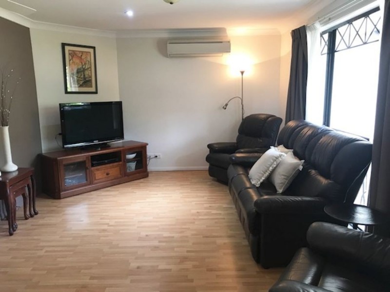 27 Paraburdoo Crescent, Shailer Park QLD 4128