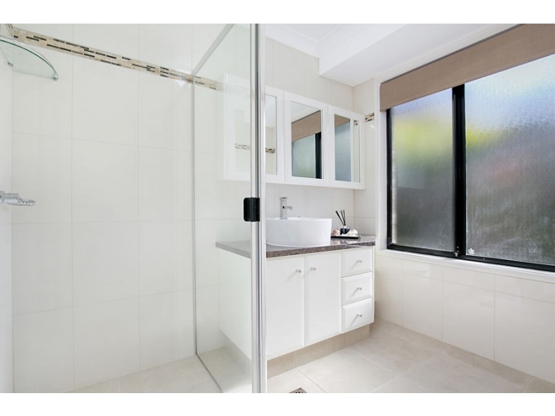 27 Paraburdoo Crescent, Shailer Park QLD 4128