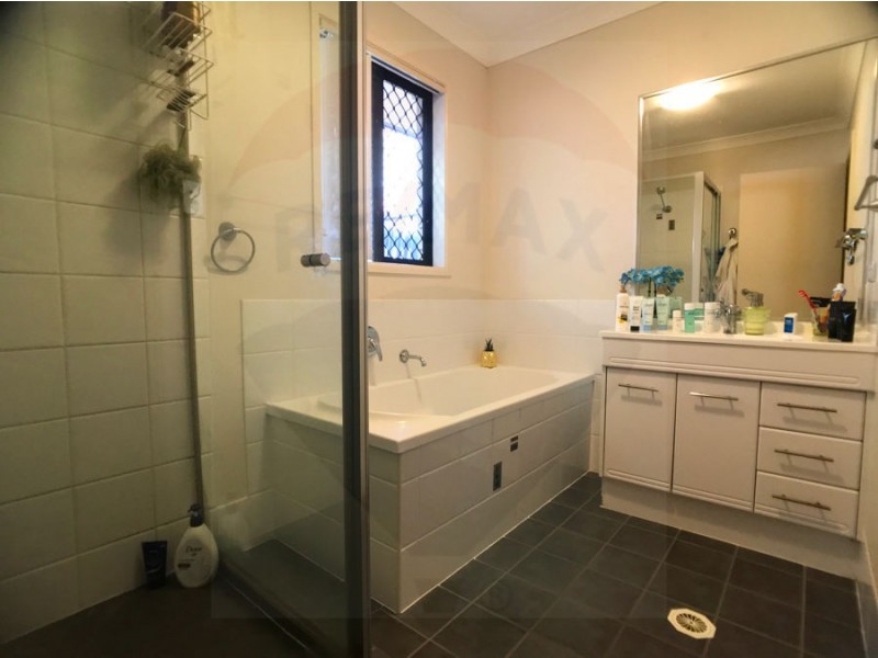 24 Hughes Street, Eagleby QLD 4207