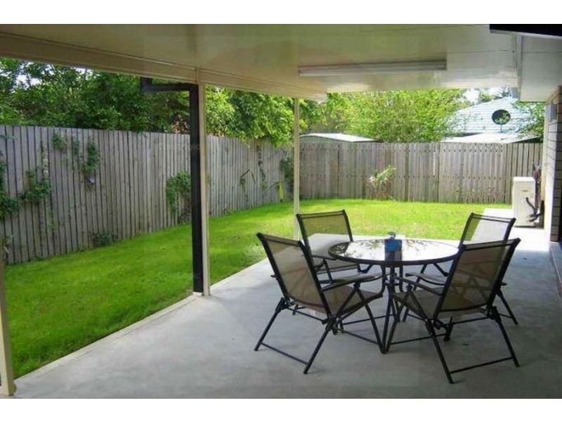 24 Hughes Street, Eagleby QLD 4207