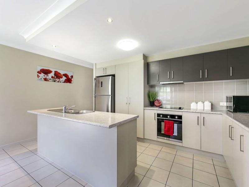 2 MOXEY STREET, Marsden QLD 4132