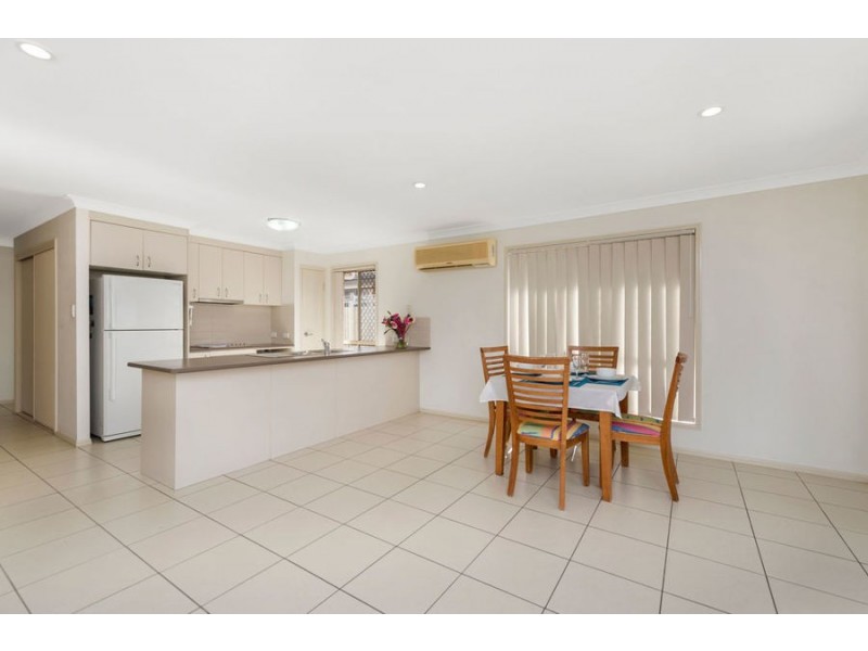 32a Pinelands Street, Loganlea QLD 4131