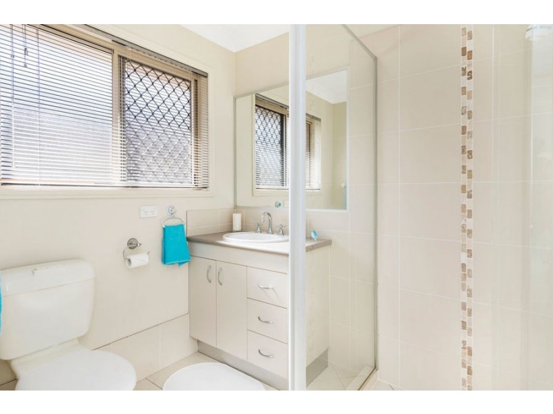 32a Pinelands Street, Loganlea QLD 4131