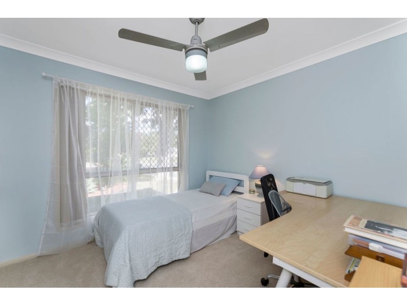 32a Pinelands Street, Loganlea QLD 4131