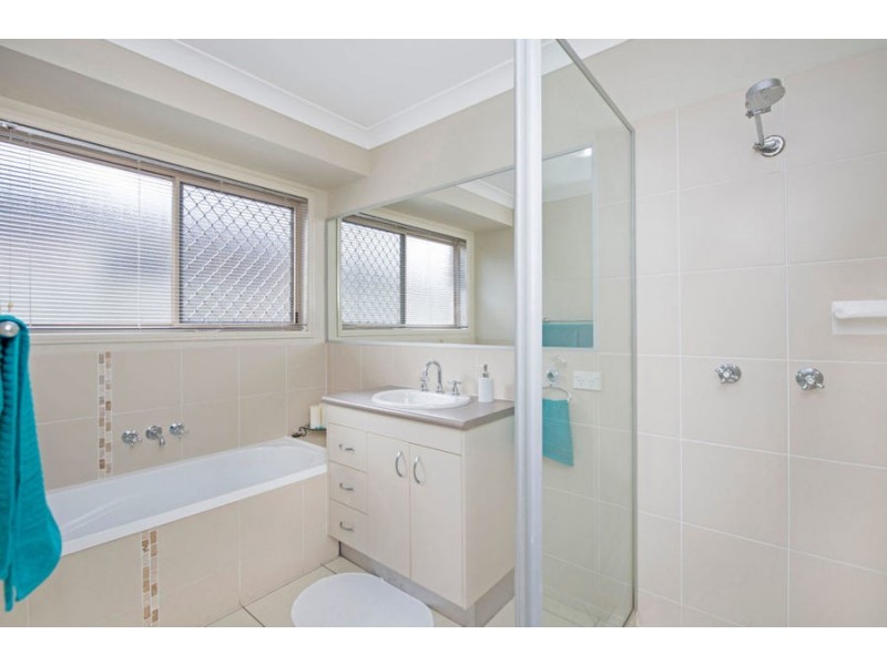 32a Pinelands Street, Loganlea QLD 4131