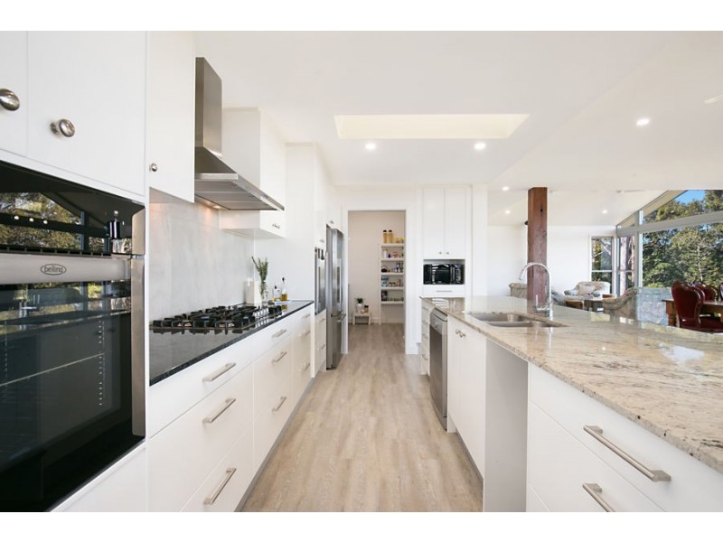 154 Barokee Drive, Tanah Merah QLD 4128