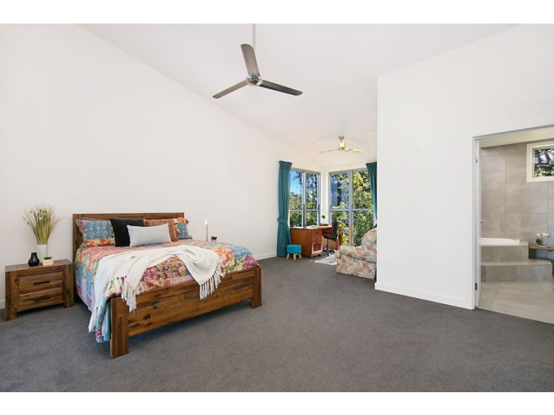 154 Barokee Drive, Tanah Merah QLD 4128
