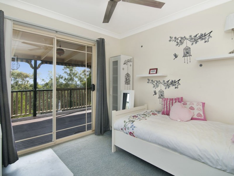 74 Pohon Drive, Tanah Merah QLD 4128