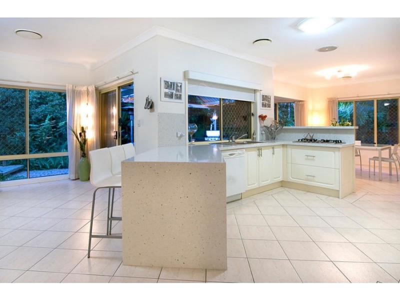 6 Satellite Court, Tanah Merah QLD 4128