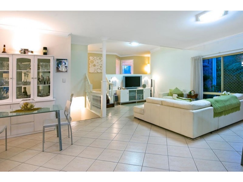 6 Satellite Court, Tanah Merah QLD 4128