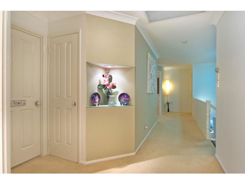 6 Satellite Court, Tanah Merah QLD 4128