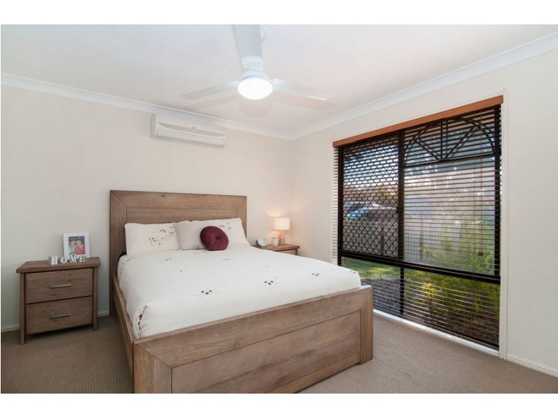 17 Kinross Lane, Bethania QLD 4205