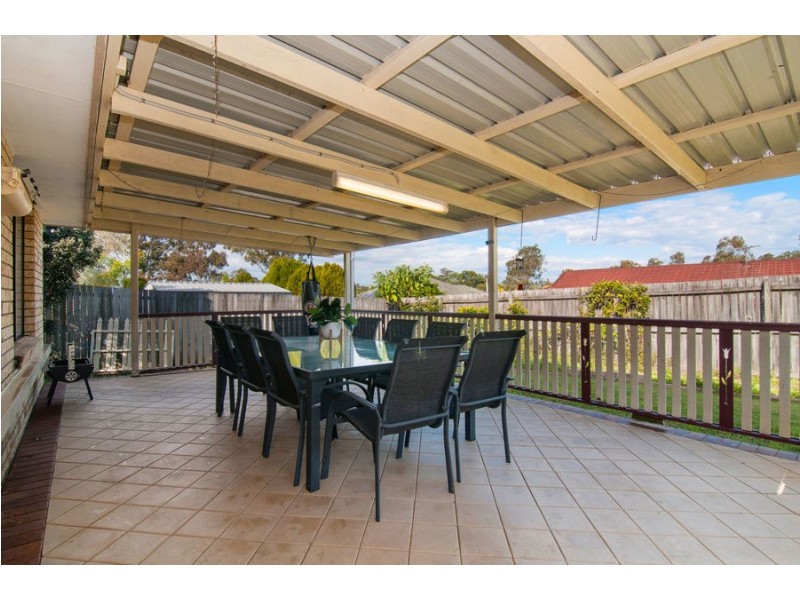 17 Kinross Lane, Bethania QLD 4205