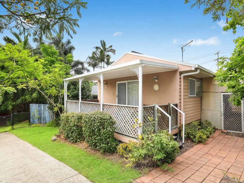 134 Dennis Road, Springwood QLD 4127