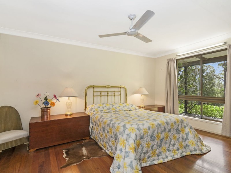 33 Plumbs Road, Tanah Merah QLD 4128