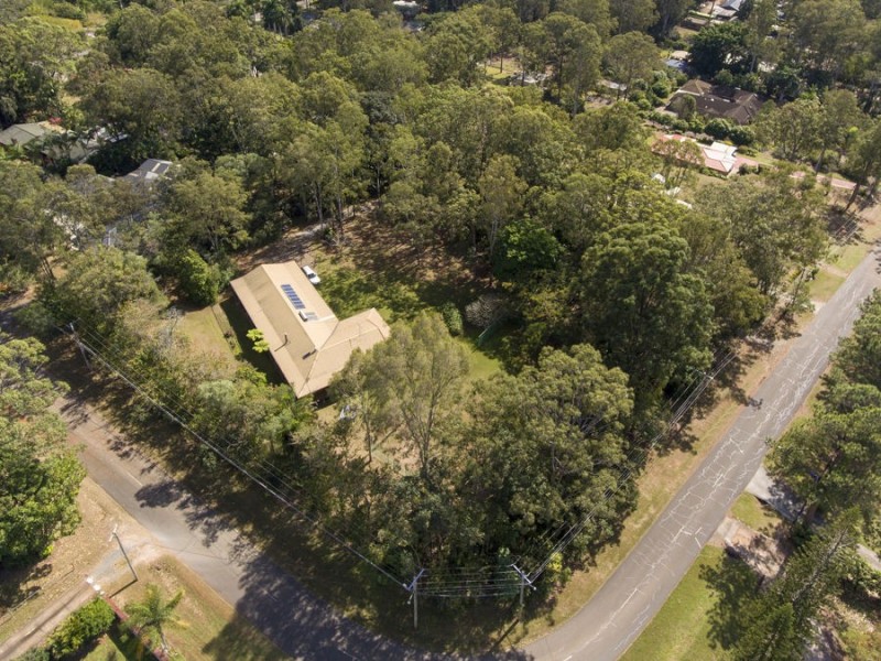 33 Plumbs Road, Tanah Merah QLD 4128