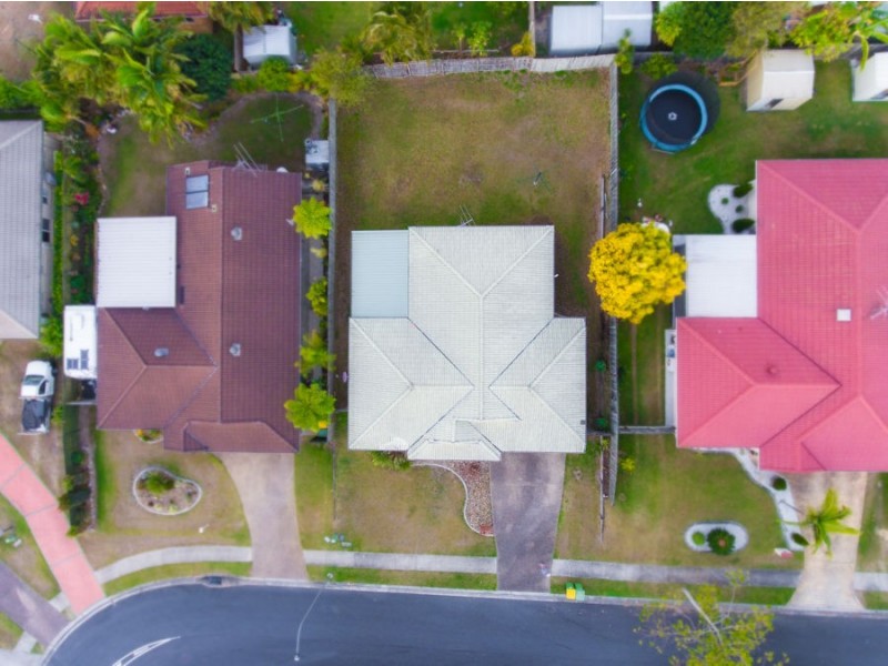 12 Fromelles Court, Regents Park QLD 4118