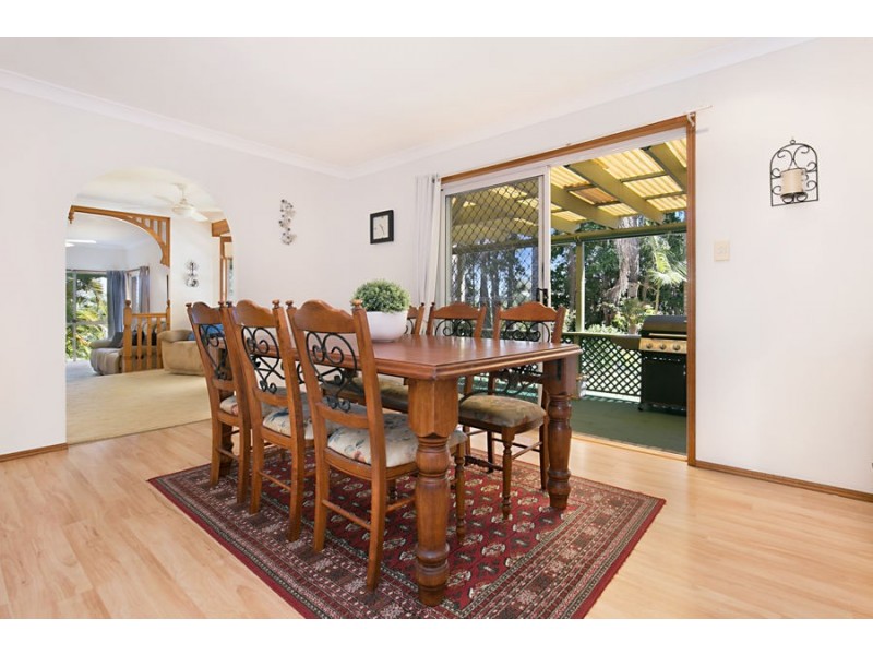 18 Paraburdoo Crescent, Shailer Park QLD 4128