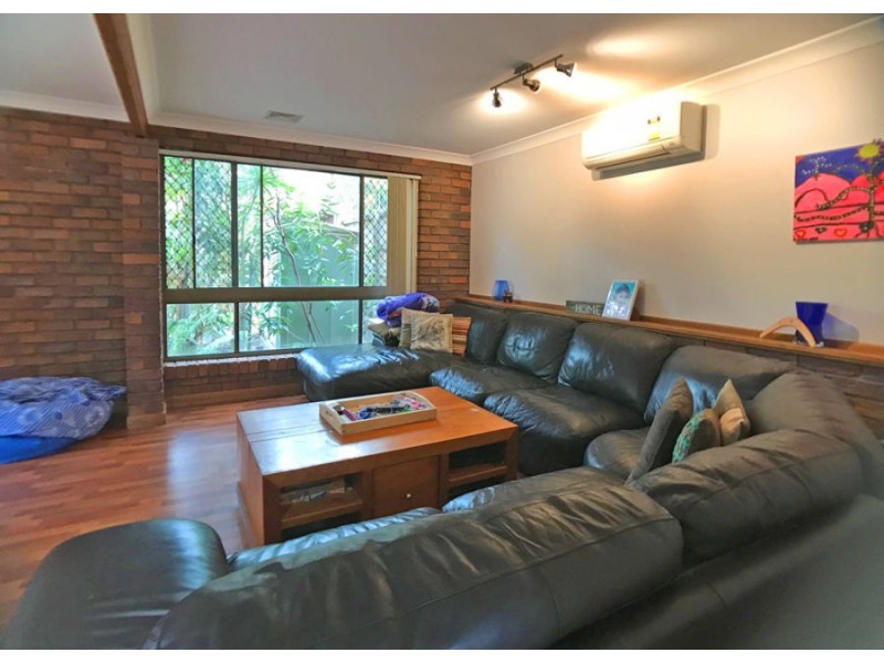 63 Plantain Rd, Shailer Park QLD 4128