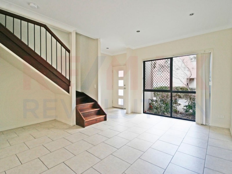 2/12 Pintu Drive, Tanah Merah QLD 4128