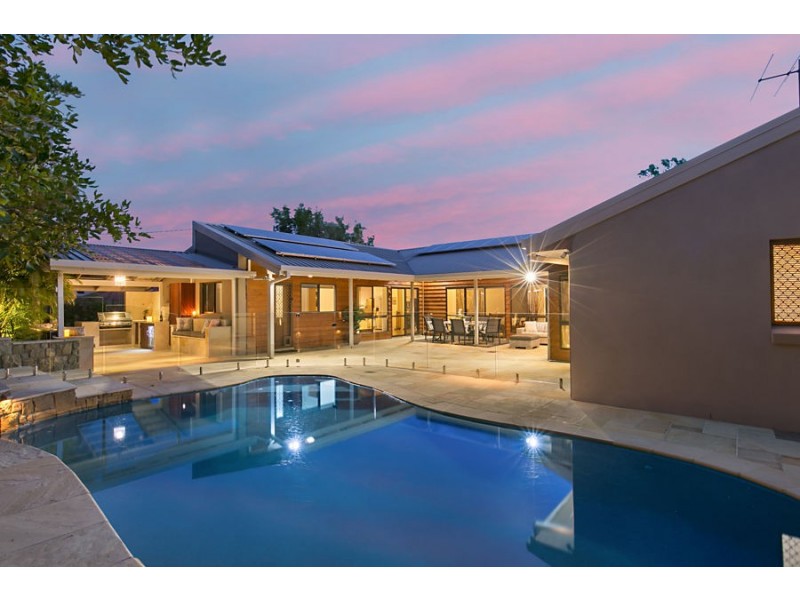 2 Karawatha Street, Springwood QLD 4127