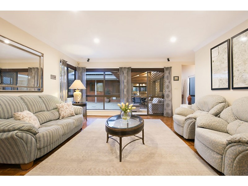 2 Karawatha Street, Springwood QLD 4127