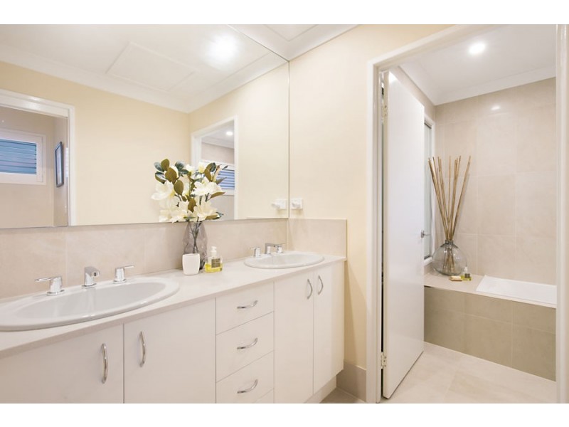 2 Karawatha Street, Springwood QLD 4127