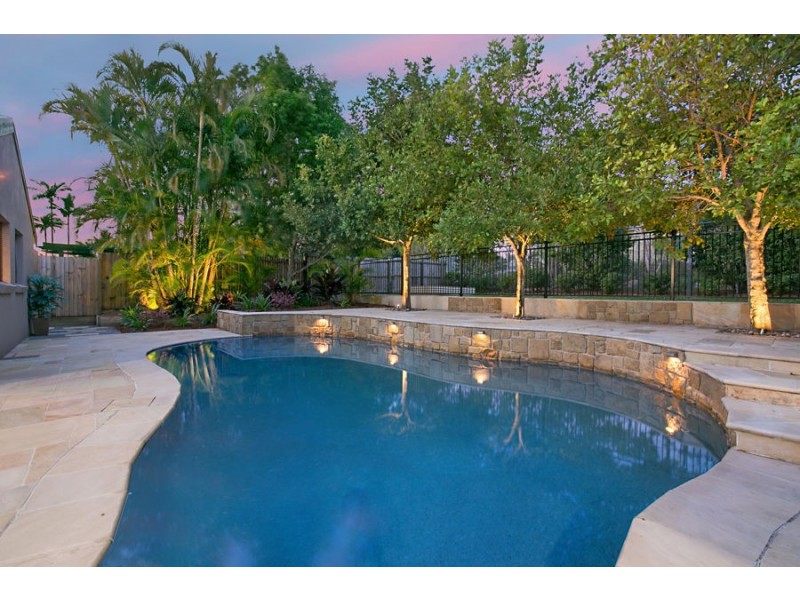 2 Karawatha Street, Springwood QLD 4127