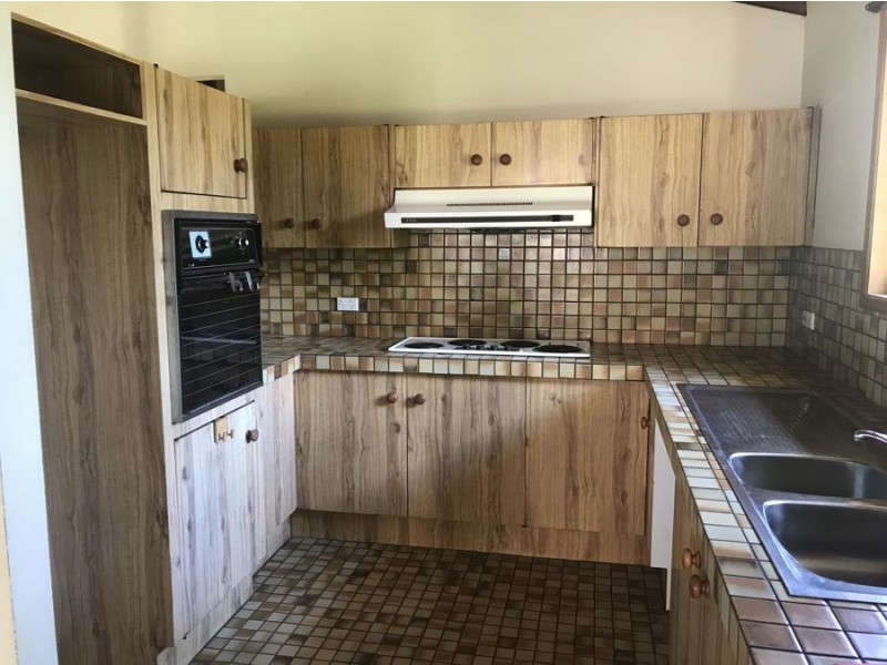 217 Upper Lyndale Street, Shailer Park QLD 4128