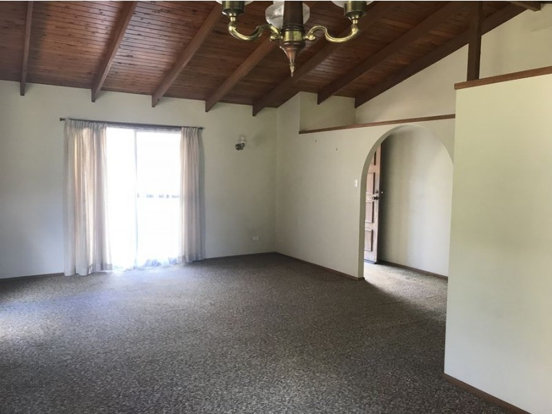 217 Upper Lyndale Street, Shailer Park QLD 4128