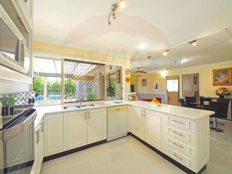 63 Drews Road, Tanah Merah QLD 4128