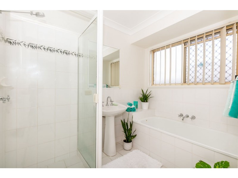 7 MEILAND PLACE, Meadowbrook QLD 4131