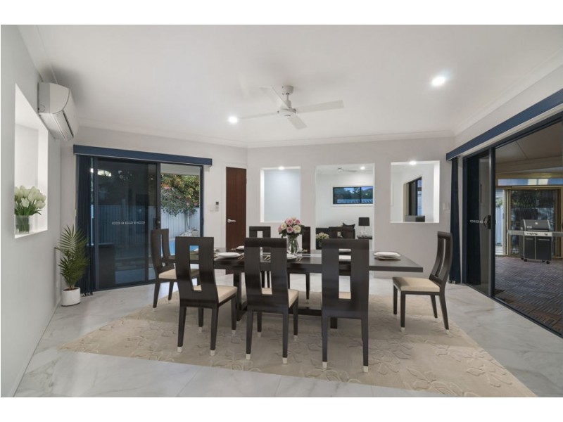 21 Riverside Terrace, Windaroo QLD 4207