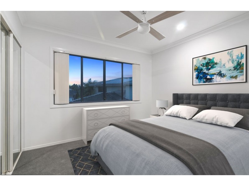 21 Riverside Terrace, Windaroo QLD 4207