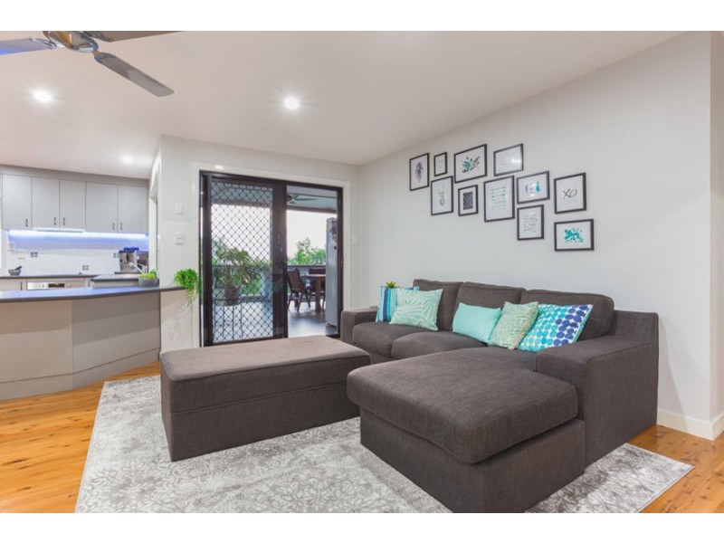 2 Satellite Court, Tanah Merah QLD 4128