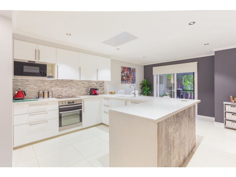 163B Pohon Drive, Tanah Merah QLD 4128