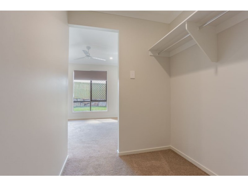 1/7 Maynor Court, Yarrabilba QLD 4207
